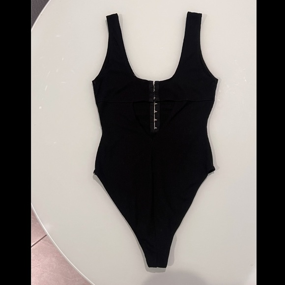 black bodysuit - Picture 2 of 2